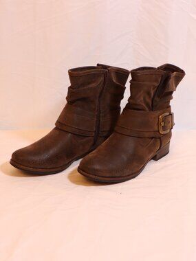 Madeline"Bless You Too" Boots Brown Size 9